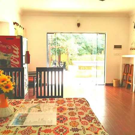 Five Plus Guesthouse